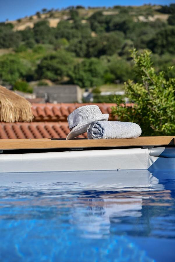 Island Oasis Poolside Paradise In Crete Agia Varvara  Buitenkant foto